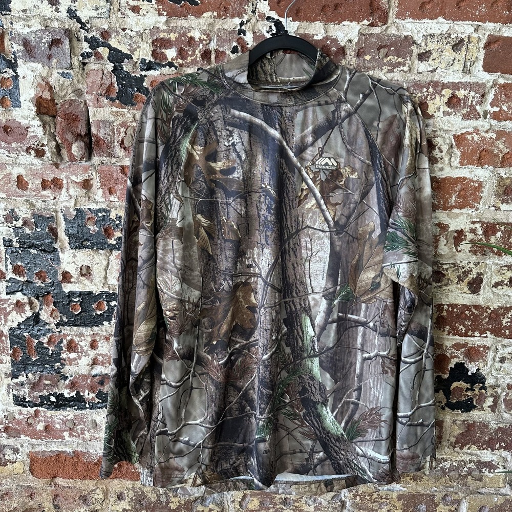 Medalist Camo AP REaltree Long Sleeve Shirt Base Layer Women's Large